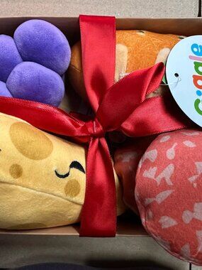 Giggle Scape Plush Food Gift Set - Grapes, Cheese and Salami